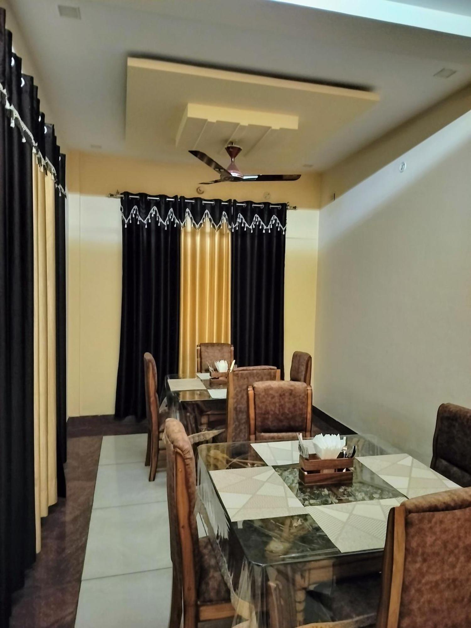 Shree Nanda Guest House Varanasi Exteriör bild